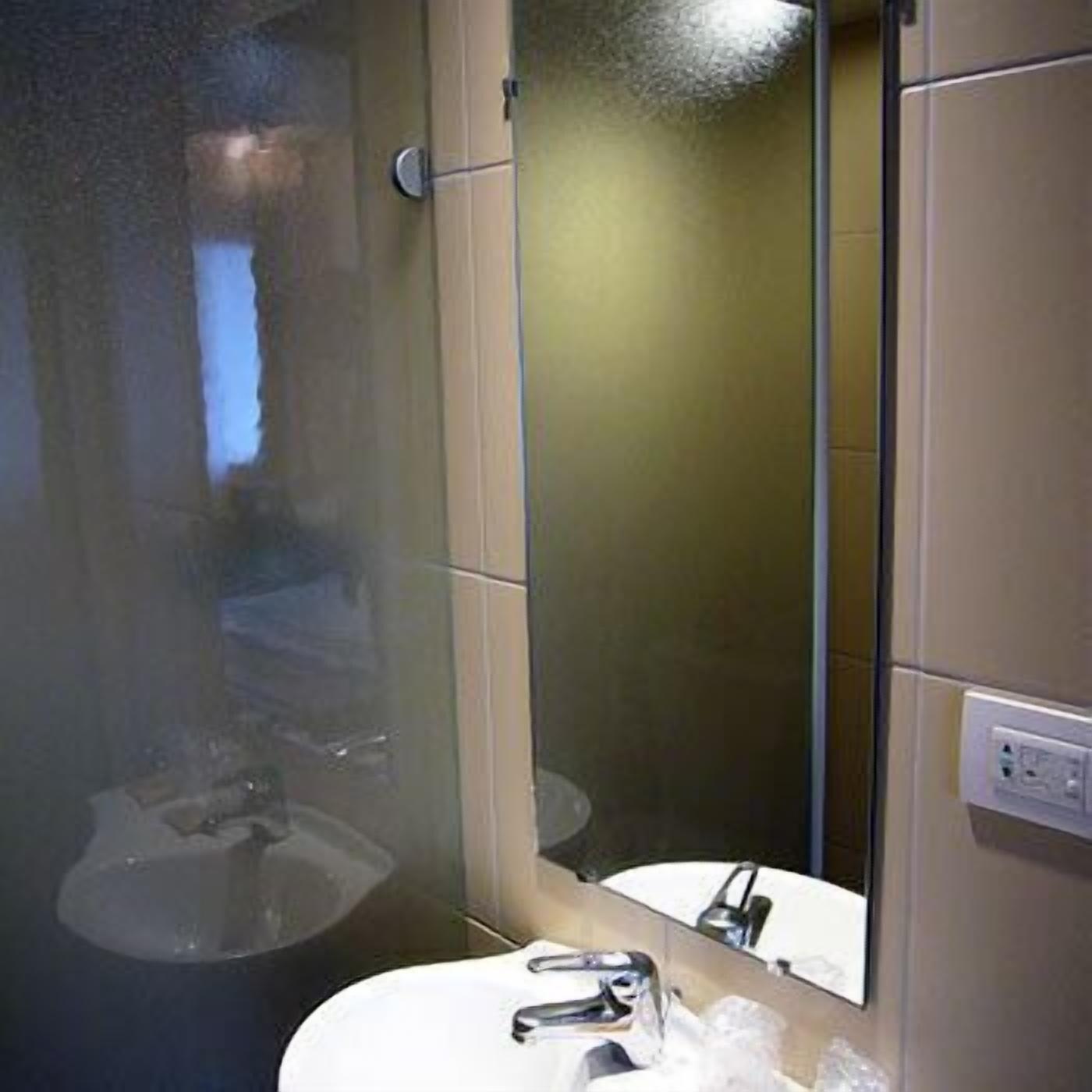 The Originals Access Hotel Bordeaux Aeroport Mérignac Dış mekan fotoğraf