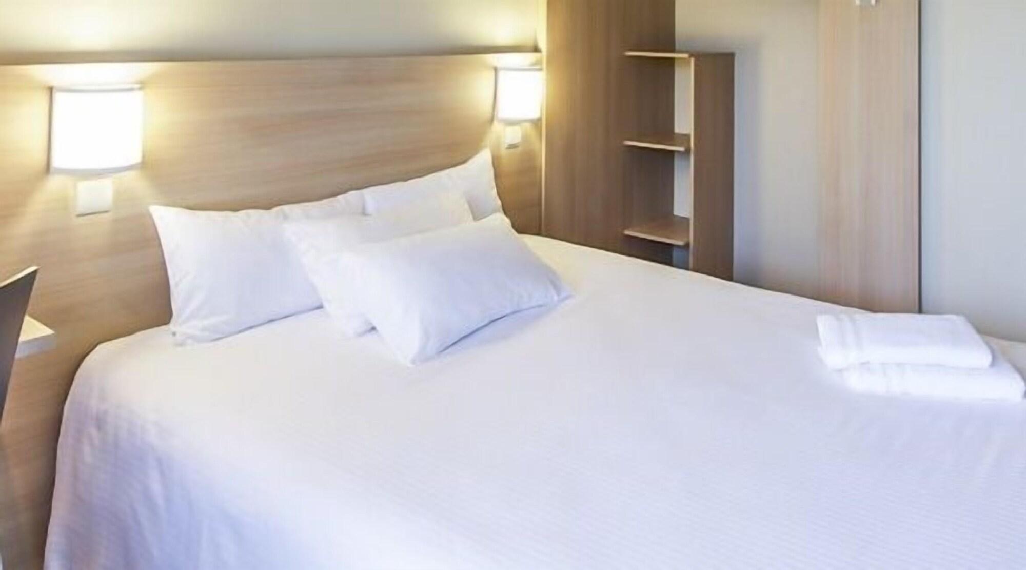 The Originals Access Hotel Bordeaux Aeroport Mérignac Dış mekan fotoğraf